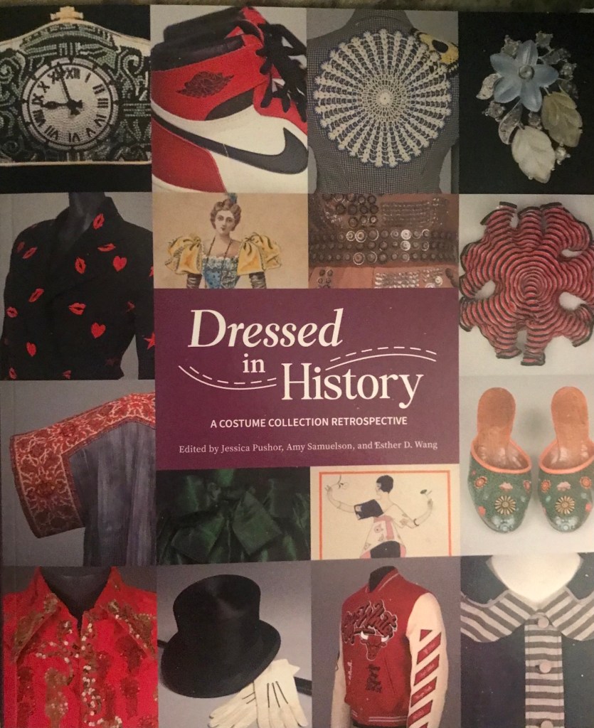 BOOKSBOOKS.BOOKS DRESSED IN HISTORY A COSTUME COLlECTION RETROSPECTIVE -